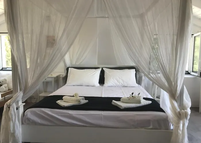 Old Olive Press Sea And Mountain Vila