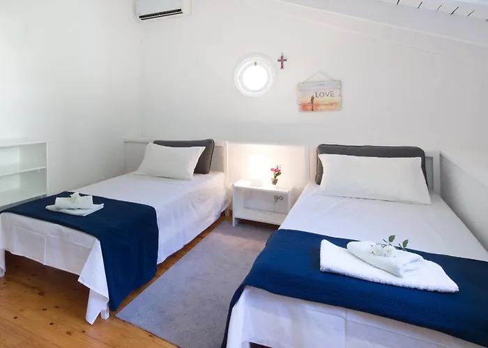 Vila Old Olive Press Sea And Mountain Ágios Márkos