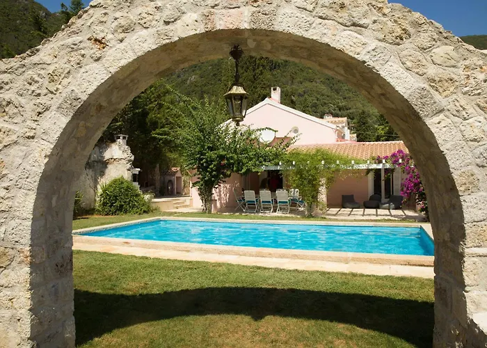 Vila Old Olive Press Sea And Mountain